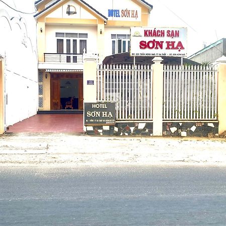 Khach San Son Ha Hotel Tỉnh Kontum Exterior foto